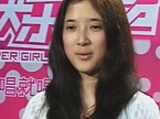2011快乐女声成都海选:红衣女唱英文歌 评委入