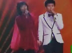 2012湖南卫视跨年演唱会：武艺&苏妙玲《红日》